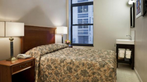 Гостиница Americana Inn  Нью Йорк